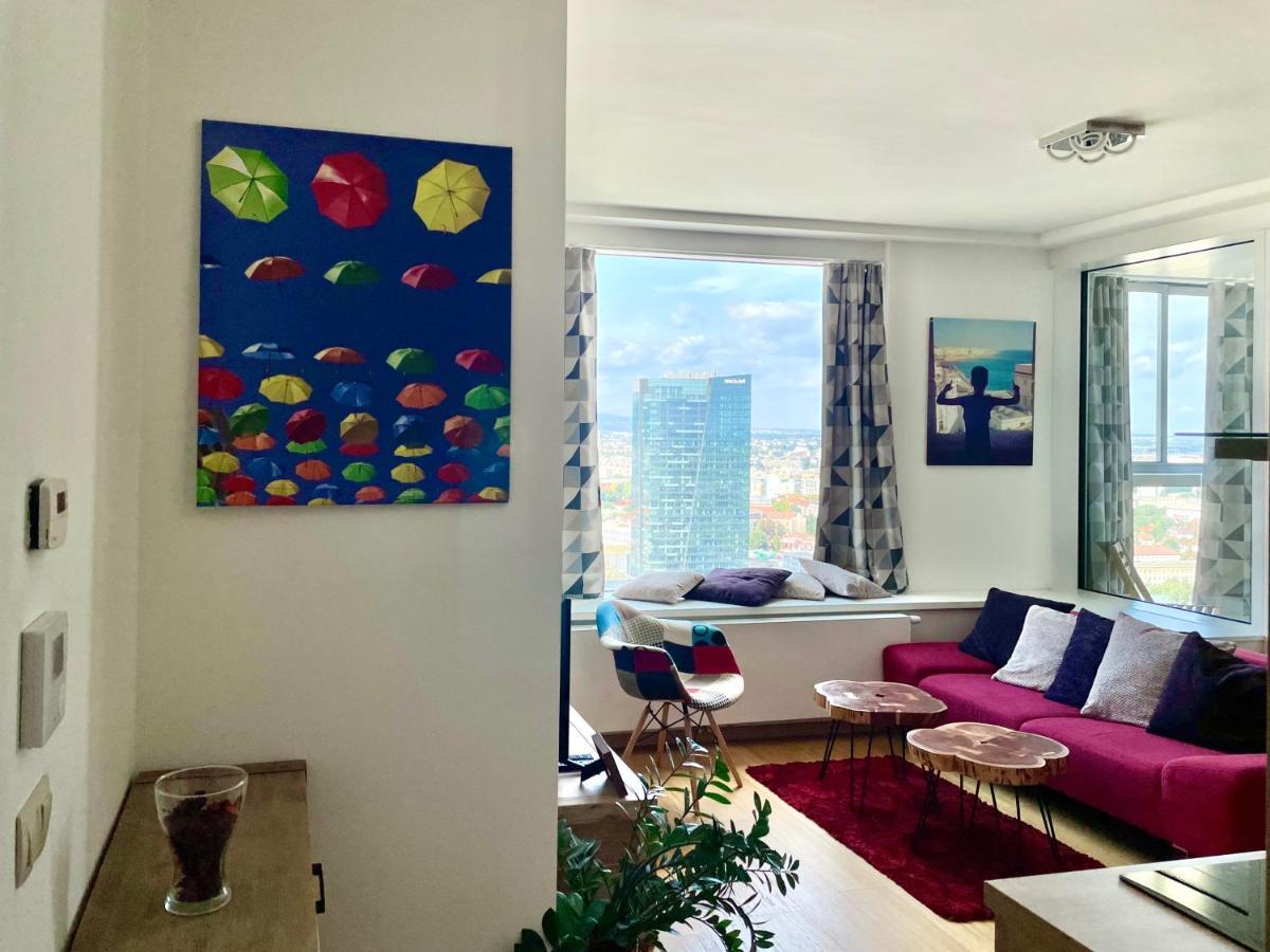 Downtown View Apartment Bratislava Exterior foto